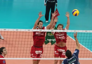 Белгийци искат пари от волейболната ни федерация