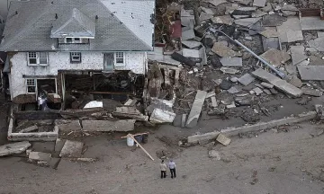 Жертвите на Санди са вече 60