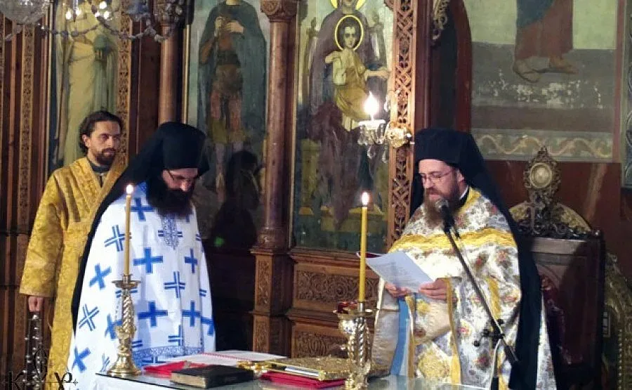 Църквата дава уроци по цигулка