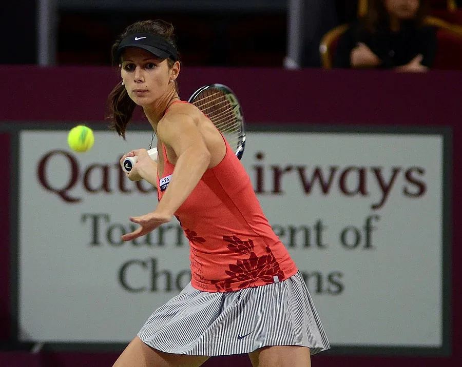 Пиронкова прескочи китайската стена