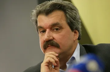 Батков: Още този уикенд 5-6 мача по телевизията