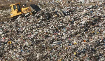 Швеция хвърли око на боклука ни