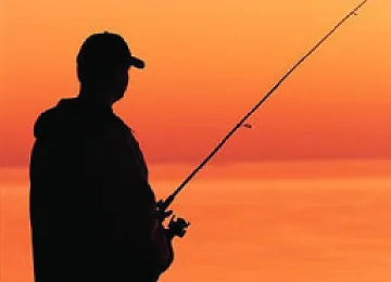 Разрешават нощния риболов 