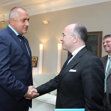 Франция ни хвали за фискалната дисциплина