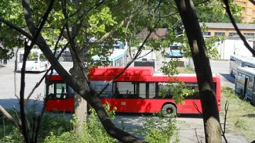 Концесионер поема автобусните превози 