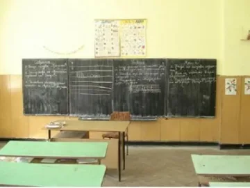 Даскали рекетират хлапета