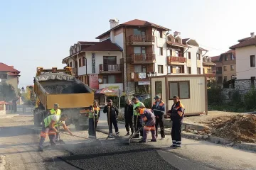 Кърпят Банско преди зимата