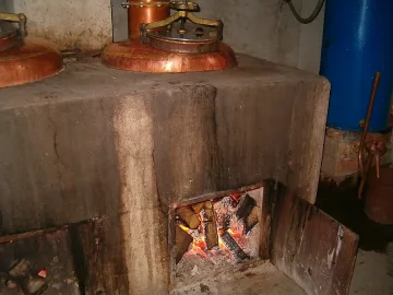 Минахме на нелегална ракия