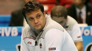 Стоев иска 10 бона от Матей за обида    