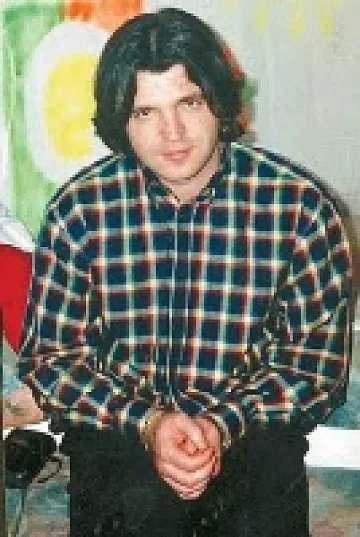 Крадец пише в килия книга за Райко Кръвта