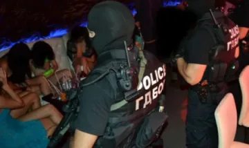 Затвориха три бардака в София