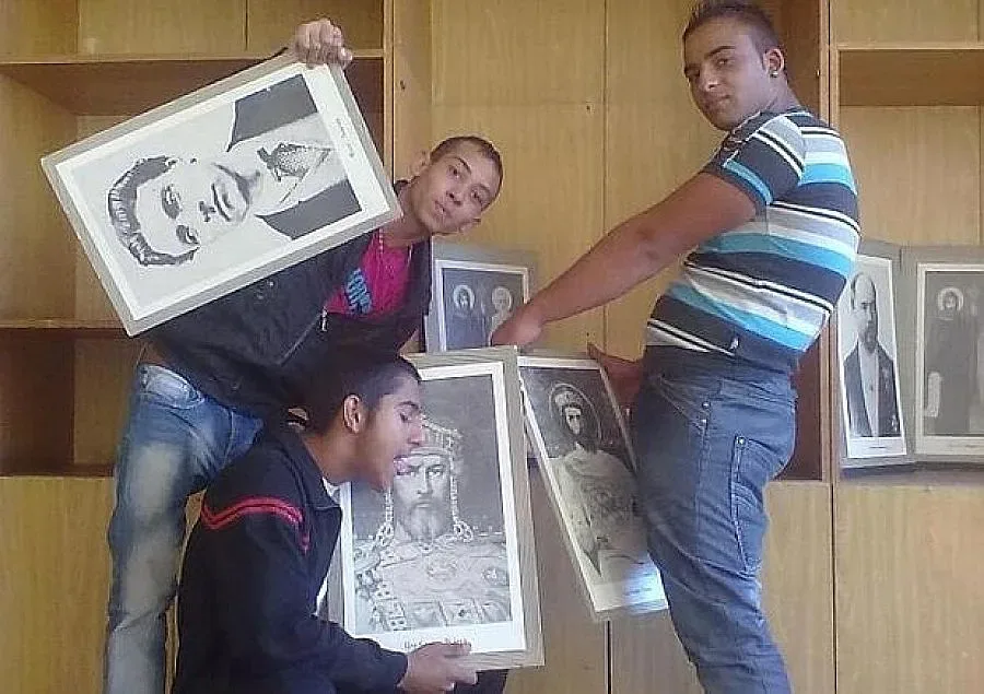 Изгониха от училище ромите, поругали Левски