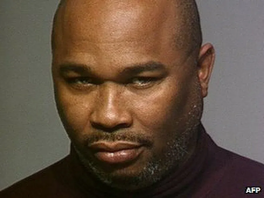 Американец застреля трима в СПА-център