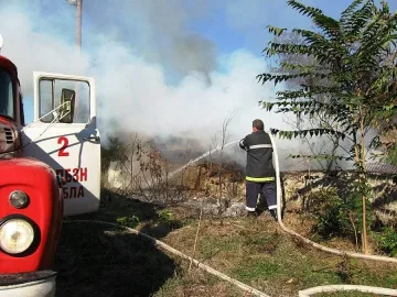Огнеборци и селяни спасиха Камен бряг