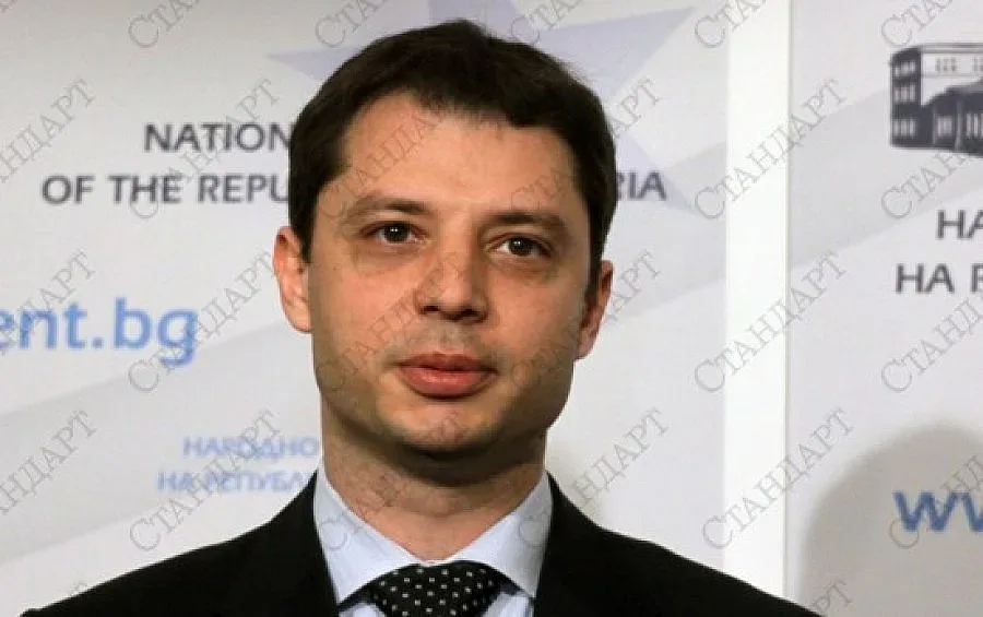 Делян Добрев: Грешка бе да се бърза със зелената енергия
