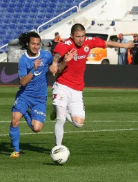 Елитът пропуска дербито