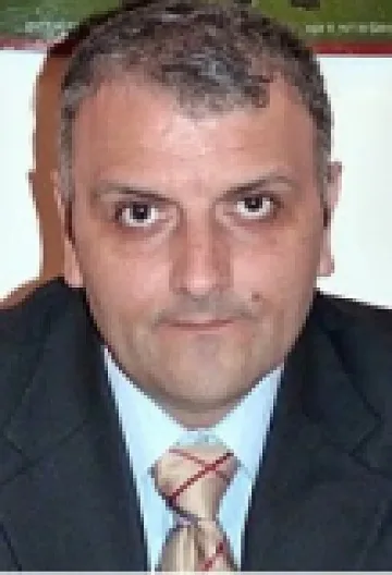 Нов мениджър в Белла