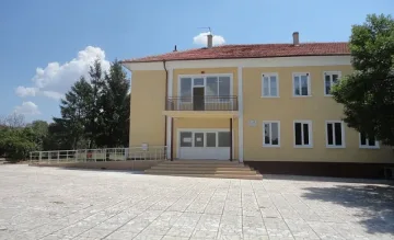 Ремонтираха читалище с пари от посолството на САЩ