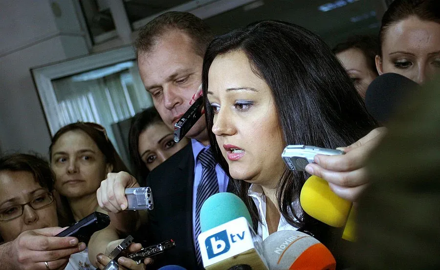 Павлова: ЕВН да поеме всички щети от взрива