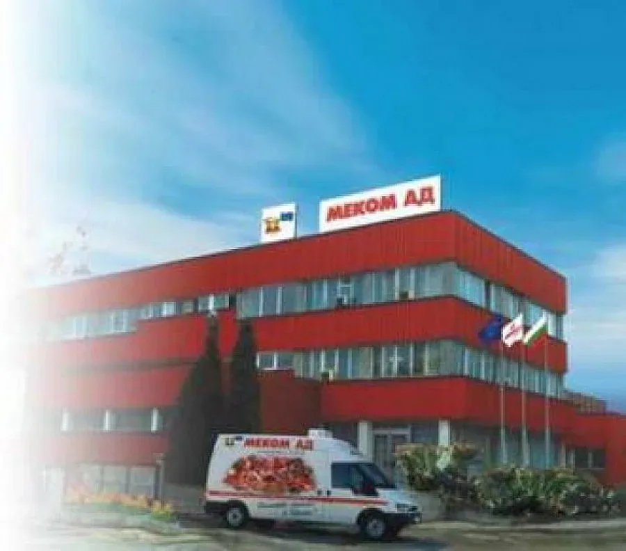 Изцедили над 100 млн. от "Меком"