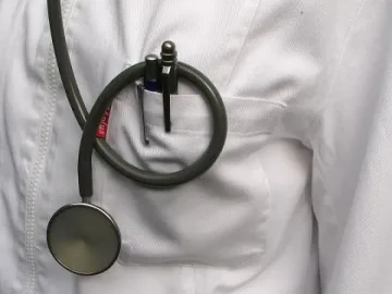 Сурвакат докторите с двойна такса   
