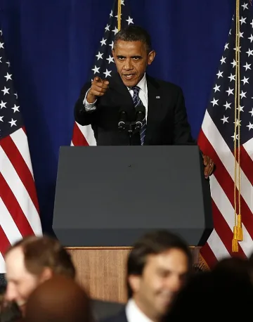 Стреляха по предизборния щаб на Обама