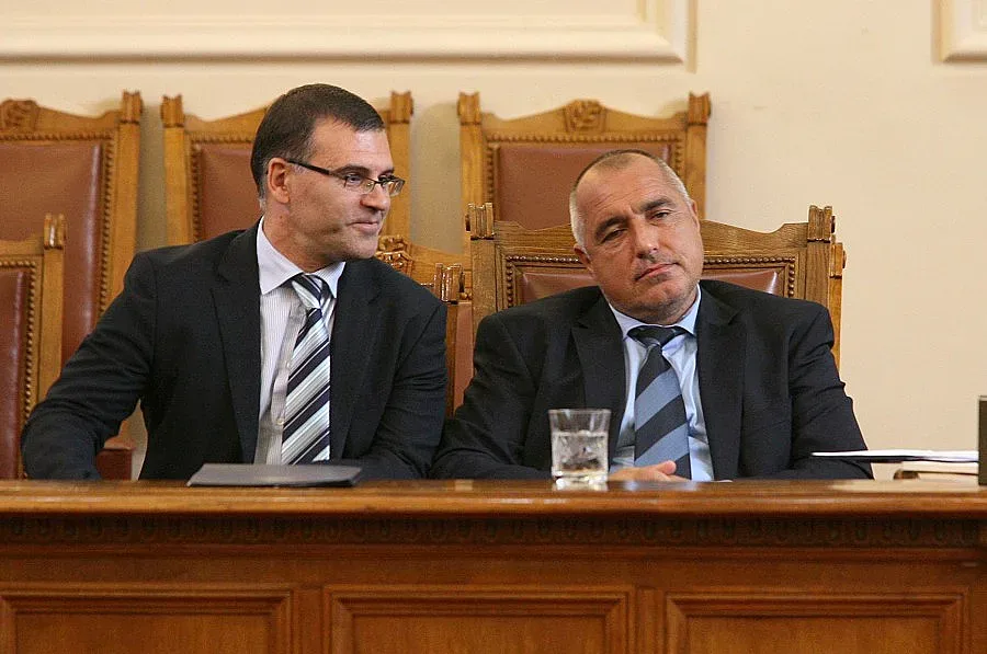 Дянков готви данък и за печалбата от борсата