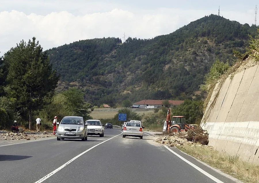 Плащаме европейските глоби у нас