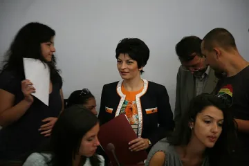 Вдигат заплатите на психиатрите