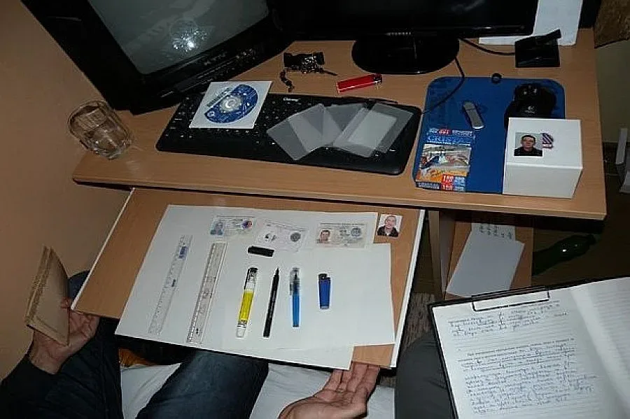 Закопчаха топ фалшификатор