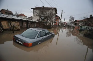Чертаят карта на наводненията
