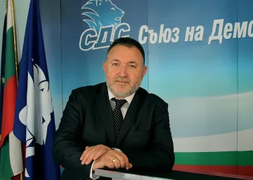 СДС: Ако има референдум, ходете за гъби