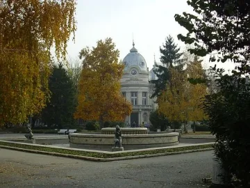 Изложба проследява историята на френското образование в Русе 