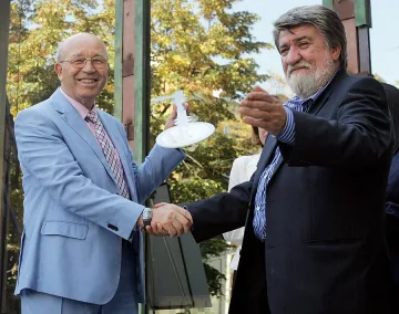 Вдигат заплатите на музейните работници с 10%