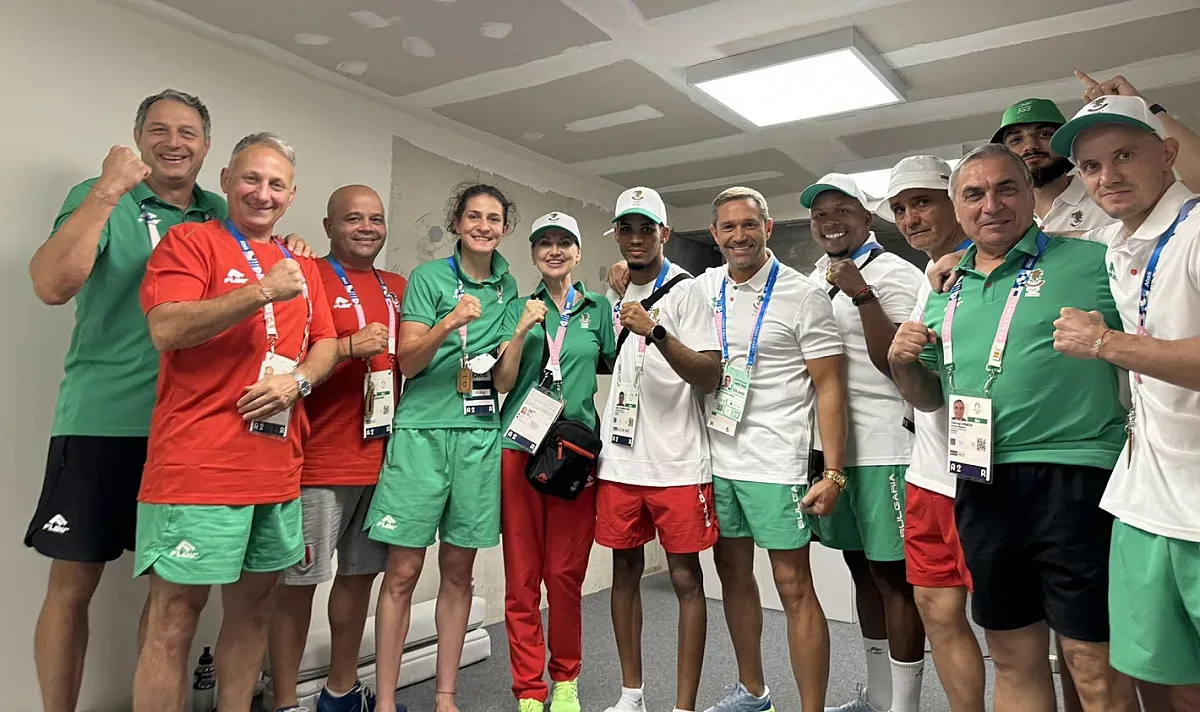 Слънцето огря! Златните български момичета се появиха в Париж