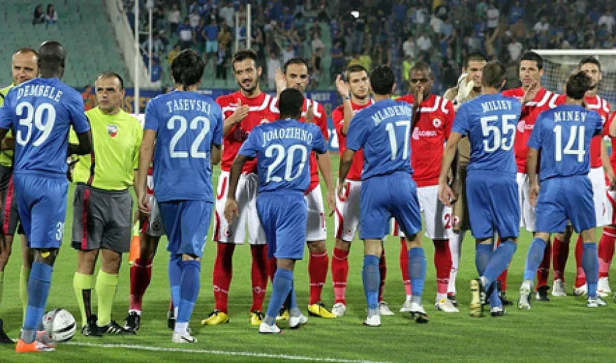 Гледаме вечното дерби срещу 2,5 млн.