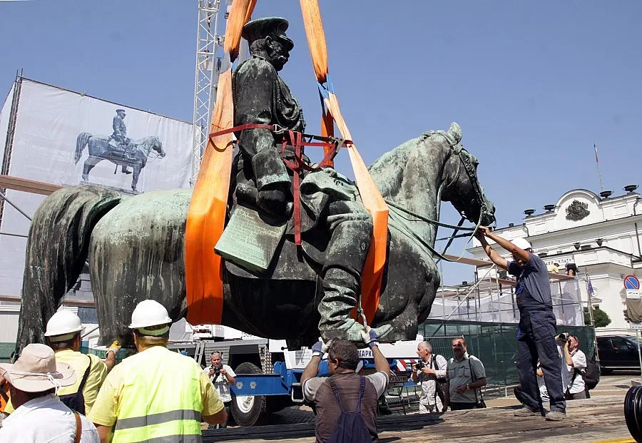 Хората на Кунева подхванаха Цар Освободител
