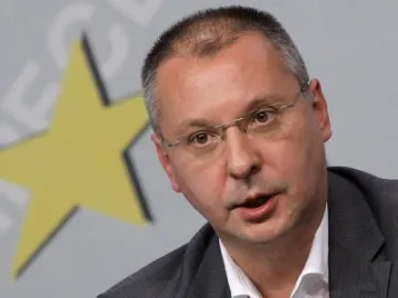 Чакат Сергей с червен облак в Ямбол 