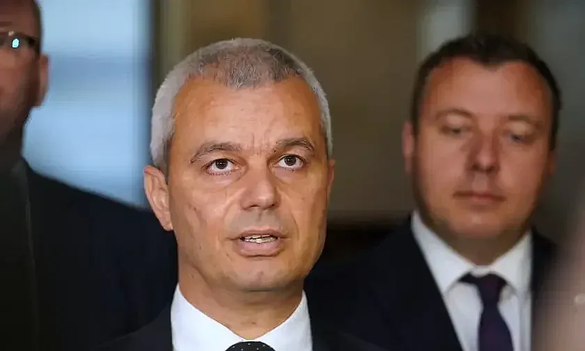 "Възраждане" с два въпроса след връщането на третия мандат