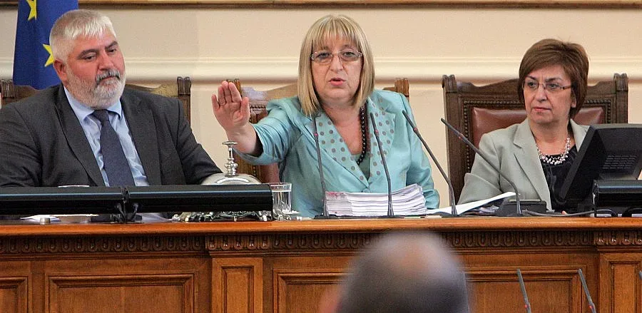 БСП иска оставката на Цачева