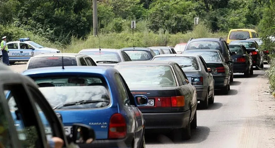 Вдигат данък кола с 40%