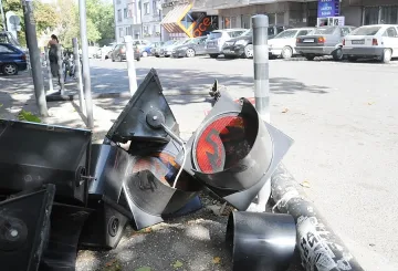 Втори светофар падна в София