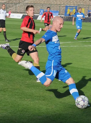 ТВ футболът остава под въпрос     