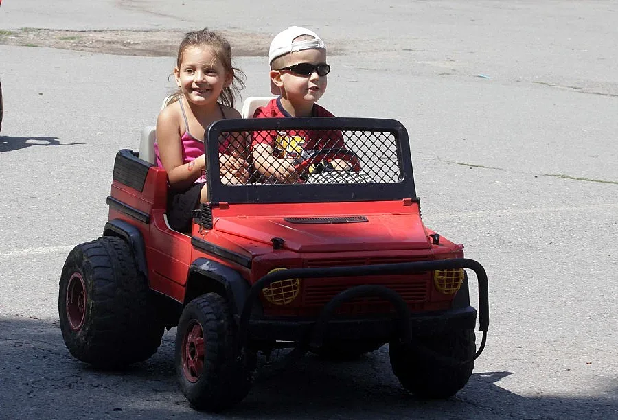 Детски и помощи във фризера до 2015 г.