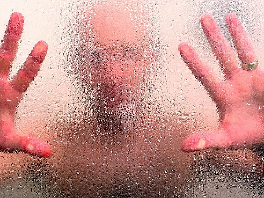 Ромски барони въртят нелегални бани