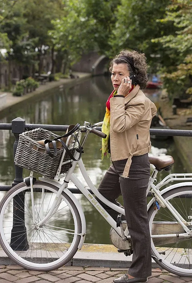 Забраняват договорите за джиесем по телефона