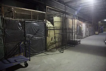 Мулета вкарват цигари в дисаги     