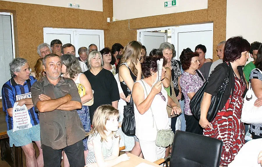 Залагат по-ниска безработица за 2013