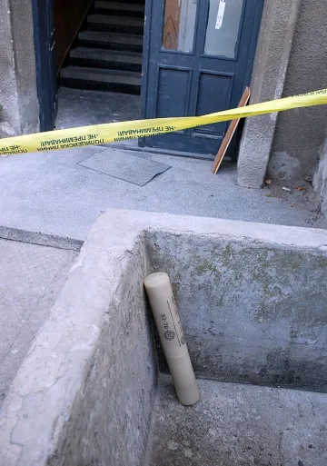 Намериха взривно устройство в мивка