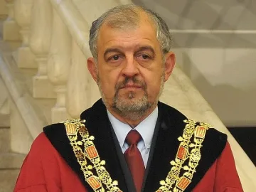 Проф. Илчев: Бягат в чужбина заради реализация